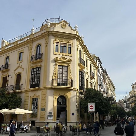 סביליה Lujoso Apartamento A Los Pies De La Catedral מראה חיצוני תמונה